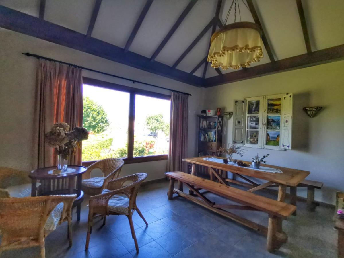 Apartamentos La Cruz De Paderne Навія Екстер'єр фото