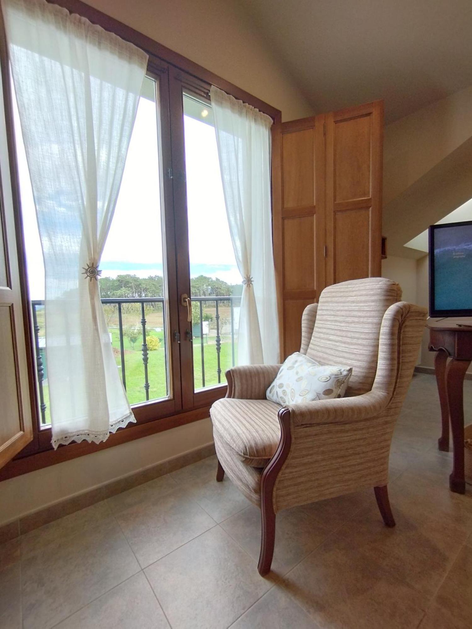 Apartamentos La Cruz De Paderne Навія Номер фото